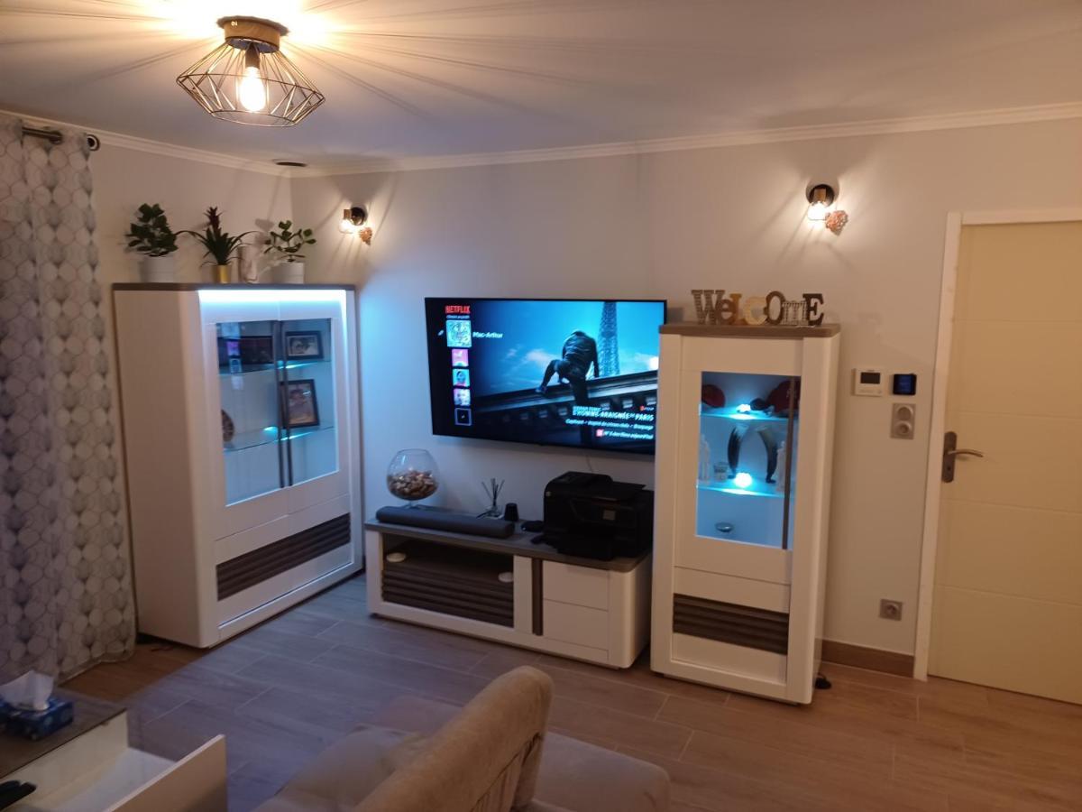 Chambre Privee/Climatisee+Tv /Petit Dejeuner Inclu/Tout Confort Nevers Exteriér fotografie