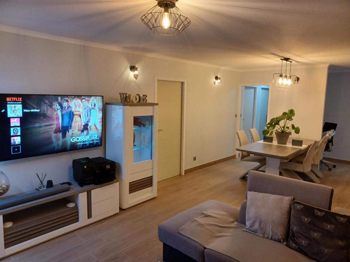 Chambre Privee/Climatisee+Tv /Petit Dejeuner Inclu/Tout Confort Nevers Exteriér fotografie