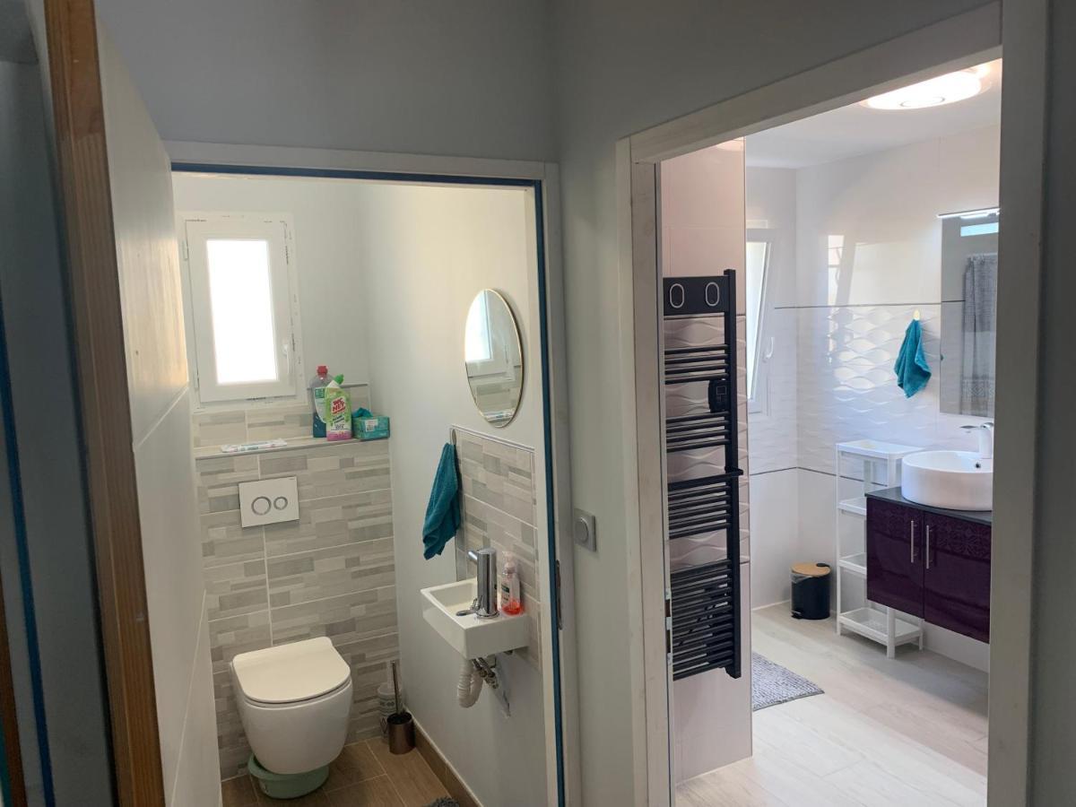 Chambre Privee/Climatisee+Tv /Petit Dejeuner Inclu/Tout Confort Nevers Exteriér fotografie