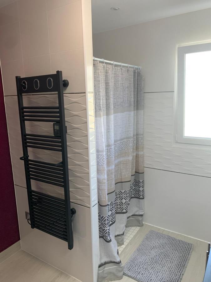 Chambre Privee/Climatisee+Tv /Petit Dejeuner Inclu/Tout Confort Nevers Exteriér fotografie
