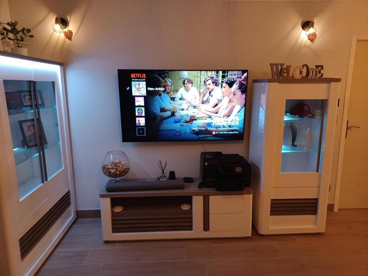 Chambre Privee/Climatisee+Tv /Petit Dejeuner Inclu/Tout Confort Nevers Exteriér fotografie