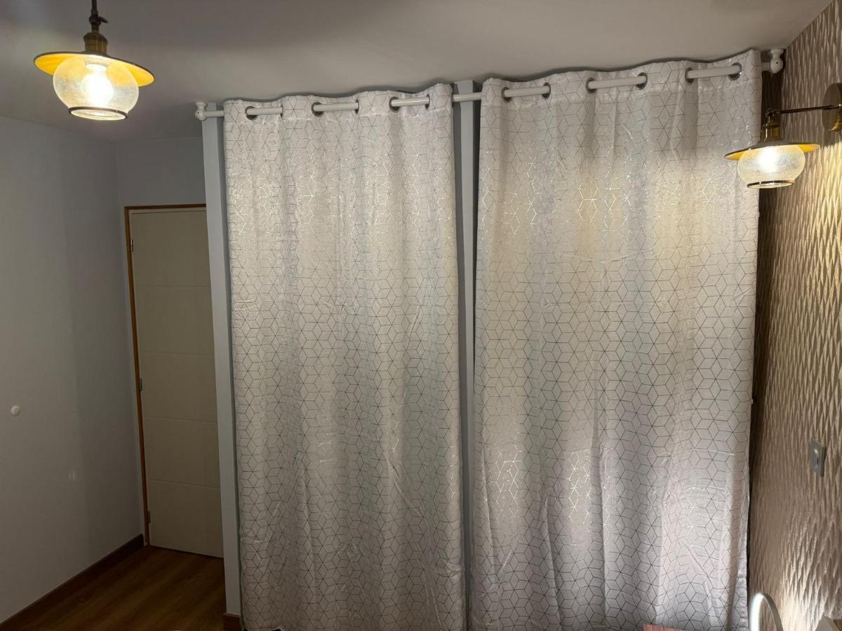Chambre Privee/Climatisee+Tv /Petit Dejeuner Inclu/Tout Confort Nevers Exteriér fotografie